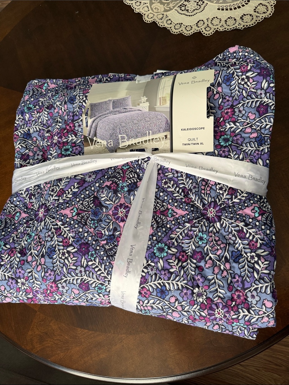 Vera Bradley Purple Floral Kaleidoscope Quilt - Twin/Twin XL Blanket 68 X 90’ - Picture 2 of 6